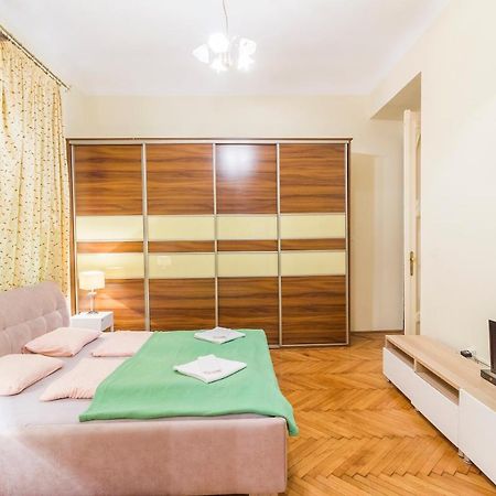 Bessara Apartment Будапеща Екстериор снимка