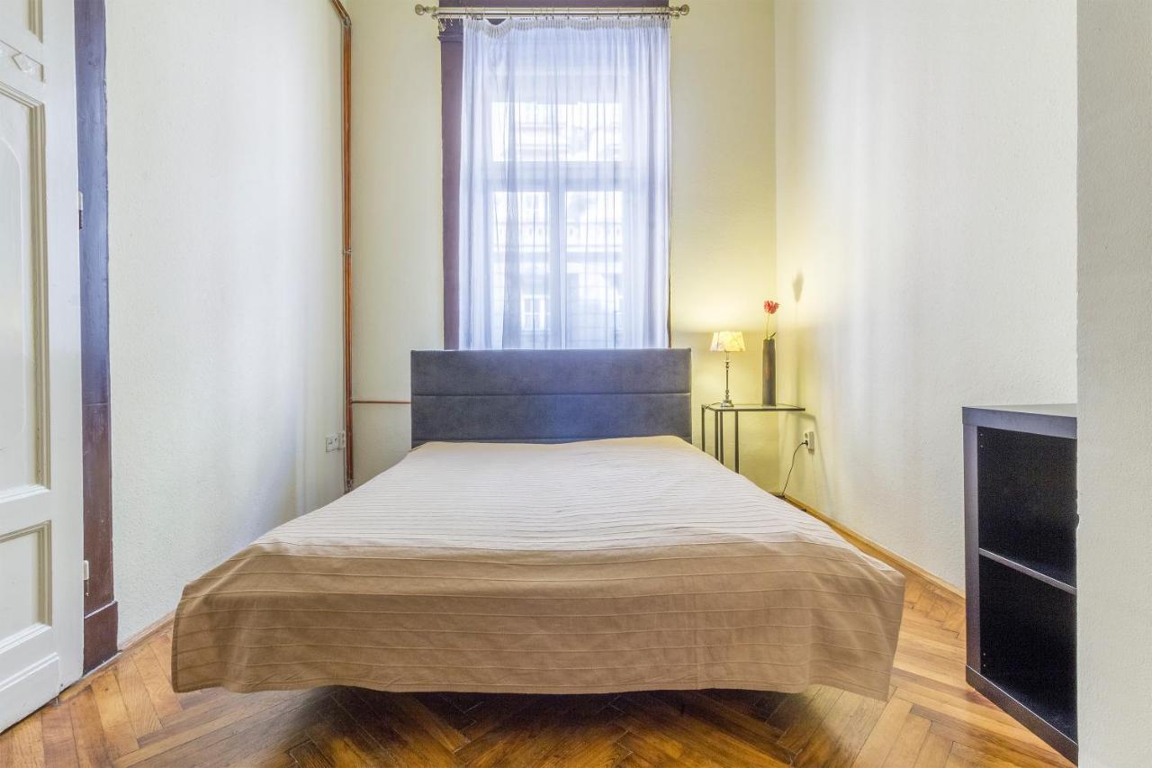 Bessara Apartment Будапеща Екстериор снимка