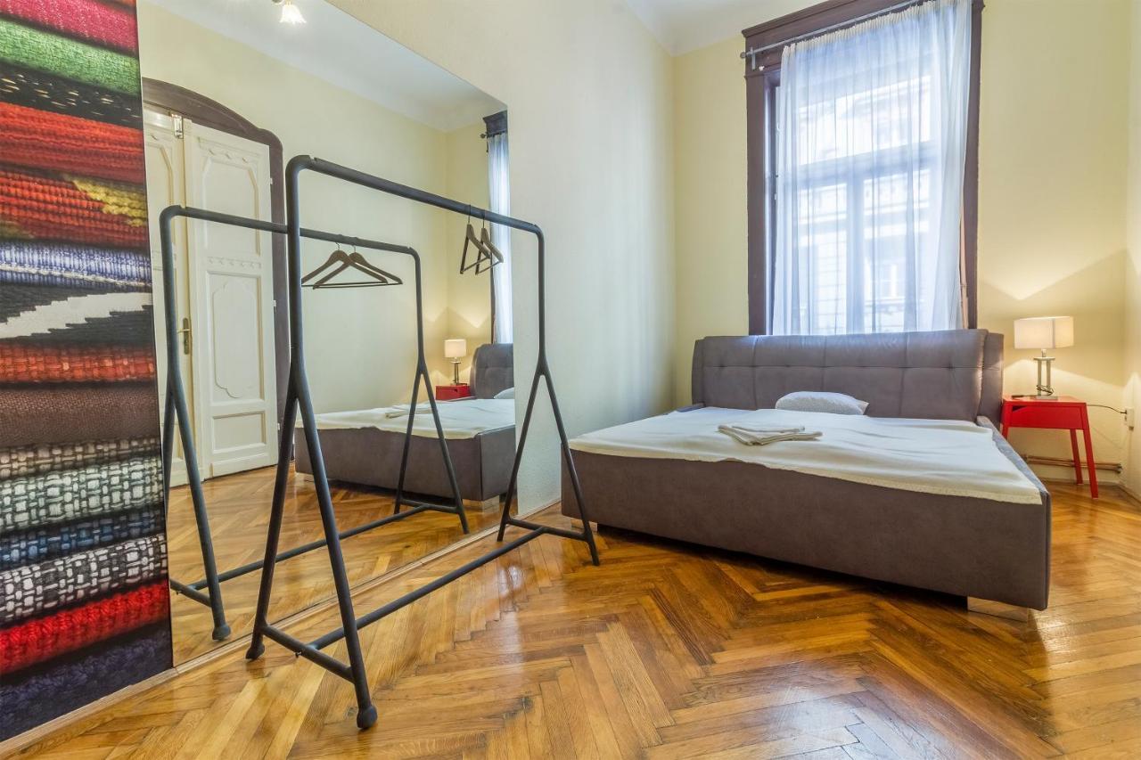 Bessara Apartment Будапеща Екстериор снимка